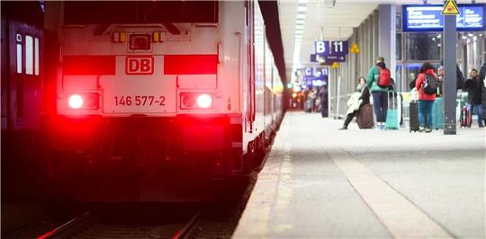 Bei Zugausfällen infolge von Streiks oder Warnstreiks können sich Fahrgäste den gesamten Ticketpreis zurückholen.