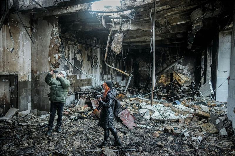 Drohnenangriffe auf Odessa: Drei Tote in Industriegebiet Bei dem Angriff auf die Hafenstadt Odessa wurde eine Näherei zerstört.
