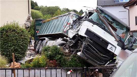 Bei dem Unfall wurde auch ein Kind verletzt.