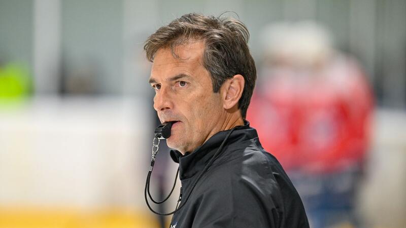 Eisbären Berlin erneut Trainer-Favorit auf den Titel Bei den Adler Mannheim hört nun alles auf Dallas Eakins als Trainer und Sportdirektor.