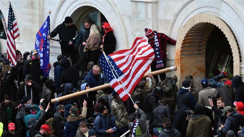 Diktator „nur am ersten Tag“: Was Trump sofort umsetzen will Bei den Krawallen am 6. Januar 2021 kamen fünf Menschen ums Leben. (Archivbild)