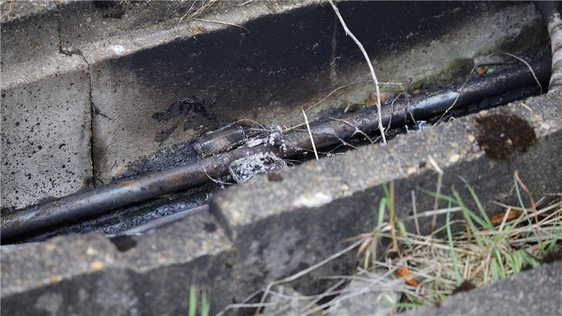 Cyberangriff legt Bahn-Buchung lahm – noch keine Entwarnung Bei der Bahn sorgten in der Vergangenheit eher analoge Angriffe auf die Schieneninfrastruktur für Probleme. (Archivbild)