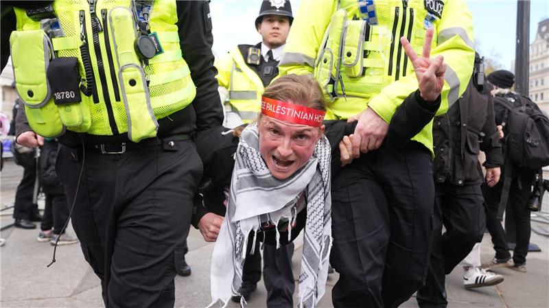 Hunderte Festnahmen bei propalästinensischer Demo in London Bei der Demo in London gab es Hunderte Festnahmen.