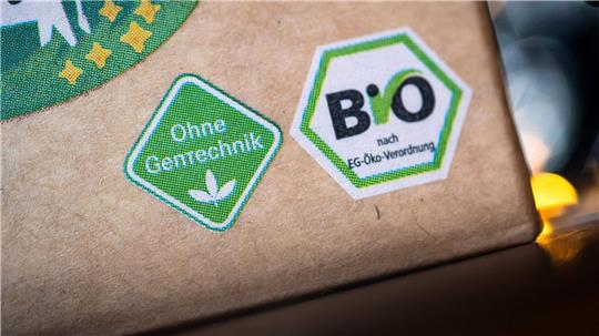 Bei der Diskussion um neue Gentechnik-Regeln stehen sich zwei Seiten gegenüber. Kritiker fürchten unvorhersehbare Risiken, Befürworter hoffen auf Ernährungssicherheit, auch in Krisenzeiten. (Archivbild) 