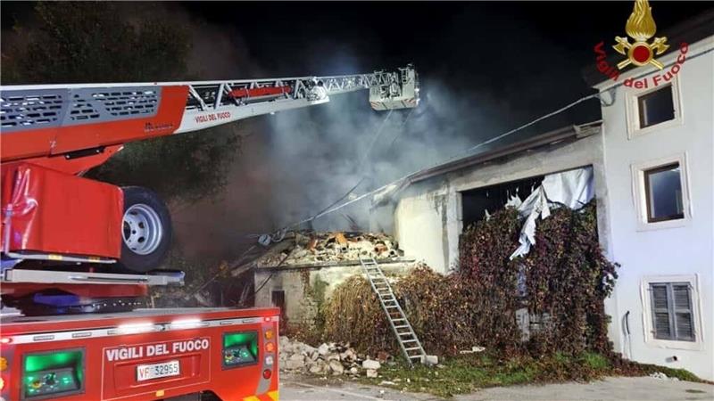 Italienische Polizei gerät in Falle: Drei Beamte getötet Bei der Explosion wurden drei Polizisten getötet.