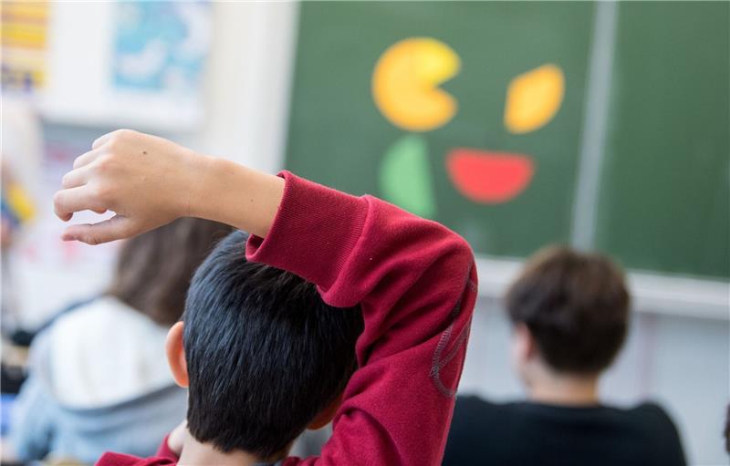OECD: Integration hat sich in vielen Bereichen verbessert Bei der Pisa-Schuluntersuchung gab es die größte Steigerung beim Schriftverstehen bei 15-jährigen Migrantenkindern nach den USA in Deutschland.