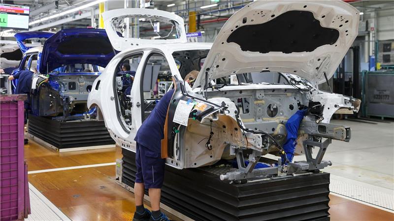 Deutsche Autobauer mit niedrigstem Quartalsgewinn seit 2009 Bei der Profitabilität landete BMW auf dem zweiten Platz. (Archivbild)