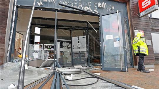 Bei der Sprengung von Geldautomaten richten Täter oft einen hohen Schaden an. (Archivbild)