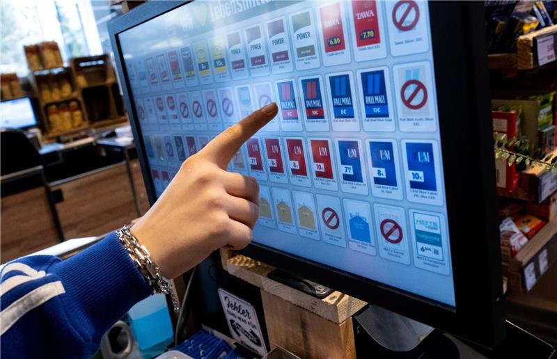 Soziale Situation beeinflusst Krebsrisiko zunehmend Bei der Verbreitung von Tabak- und Alkoholkonsum, Bewegungsmangel oder starkem Übergewicht gibt es ein deutliches sozioökonomisches Gefälle - jeweils Faktoren, die das Krebsrisiko erhöhen können.