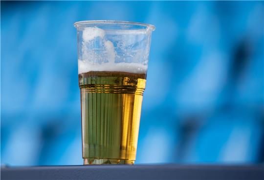 Bei der WM in Katar soll der Bierausschank doch geändert werden.