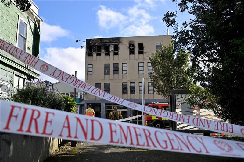 Neuseeland: Hostel-Feuer wohl „Brandstiftung” Bei einem Brand in einem Hostel in Neuseelands Hauptstadt Wellington sind mehrere Menschen ums Leben gekommen.