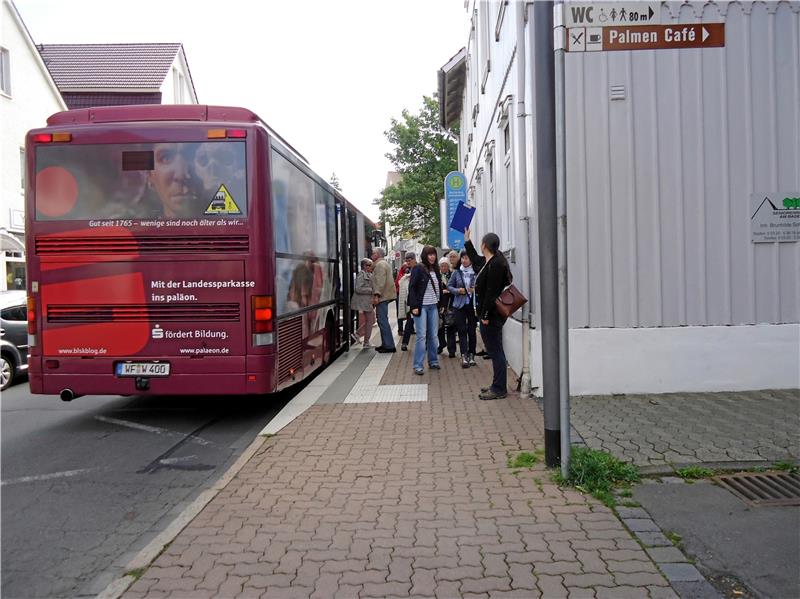 Bei einer Tour durch die Kurstadt zeigen die Mitarbeiter der Stadt der Generation 50 Plus aus Braunschweig die attraktiven Seiten des Wohnorts Bad Harzburg. Foto: GZ-Archiv