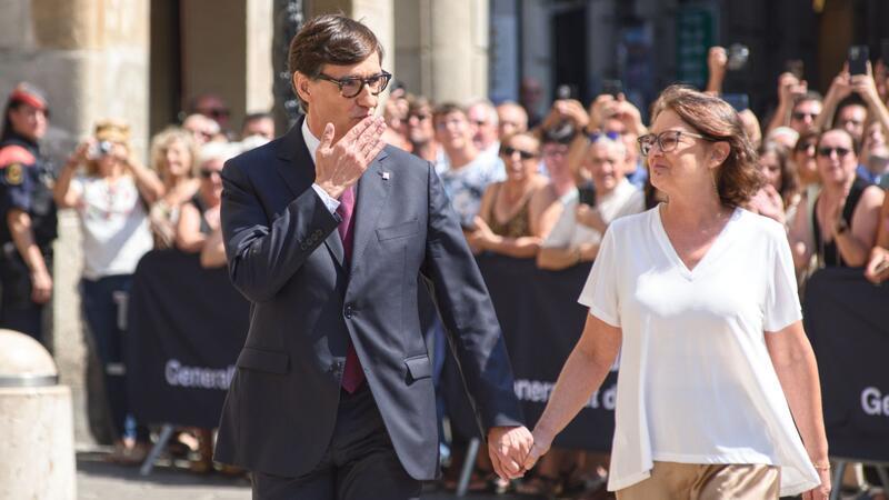 Bei seiner Amtseinführung äußerte sich Illa versöhnlich gegenüber seinen separatistischen Vorgängern im Amt des Ministerpräsidenten.