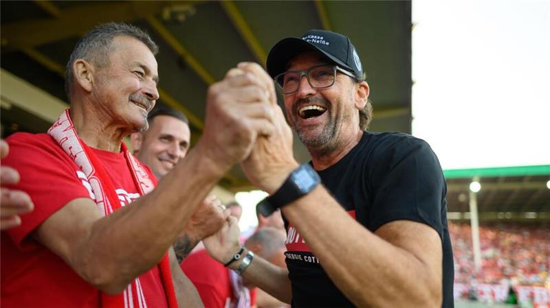 Bei seiner Rückkehr nach Osnabrück feiert Claus-Dieter Wollitz mit Cottbus einen Sieg.