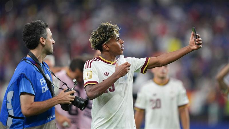 Messi gegen Yamal: Zwei Weltstars und eine Badewanne Bei seiner ersten WM direkt im Finale: Lamine Yamal. (Archivbild)