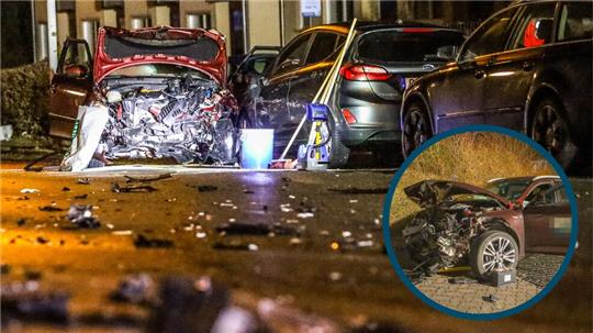 Beide Fahrzeuge erlitten durch den Zusammenstoß einen Totalschaden.