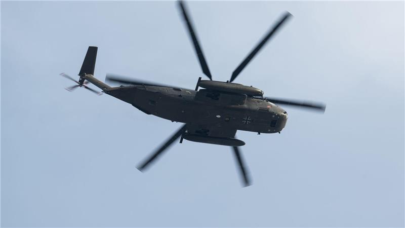 Soldat verunglückt beim Abseilen aus Hubschrauber Beim Abseilen vom Hubschrauber verlor der Soldat den Halt. (Symbolbild)