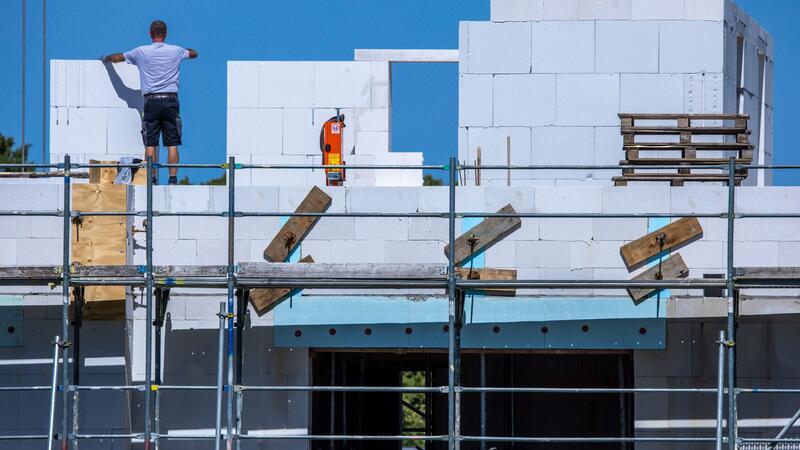 Regierung will dem Bauen Tempo machen Beim Bauen soll es künftig mehr Tempo geben. (Symbolbild)