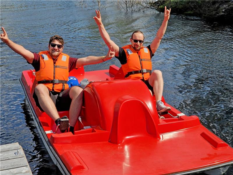 Beim Bootshausfest des Hochschulsports der TU Clausthal herrscht eigentlich immer gutes Wetter. Besucher können die Wassersportgeräte an diesem Tag kostenlos testen. Archivfoto: Knoke