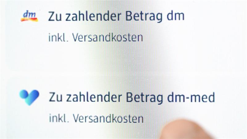 Rechtsstreit um Online-Apotheke von dm - Fakten zum Mitreden Beim Einkauf werden Produkte von dm und von dm-med getrennt ausgewiesen.