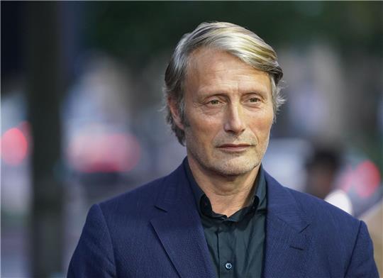 Beim Filmfest Hamburg stellte Mads Mikkelsen kürzlich seinen neuen Film «King's Land» vor.
