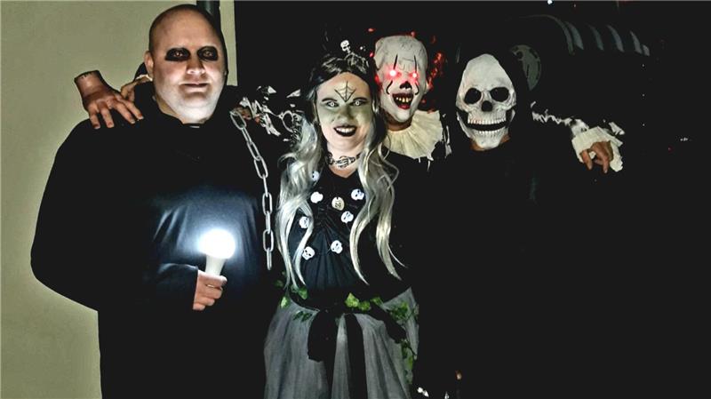 Grusel allerorten: Halloween-Fieber infiziert die Stadt Beim Gang des Schreckens in Vienenburg treiben sich viele gruselige Gestalten herum.