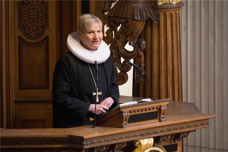 Beim Gedenkgottesdienst im Berliner Dom würdigte die EKD-Ratsvorsitzende, Bischöfin Kirsten Fehrs, die Vorbildfunktion Schäubles.