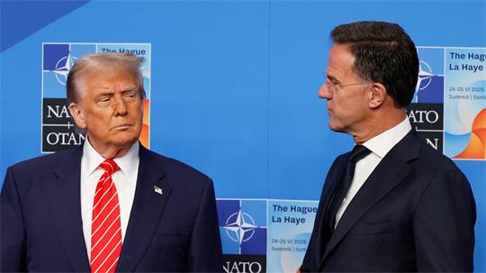 Beim Gipfel in Den Haag 2025 gelang es Nato-Generalsekretär Mark Rutte, den US-Präsidenten bei Laune zu halten. Klappt das auch in diesem Jahr? (Archivbild)