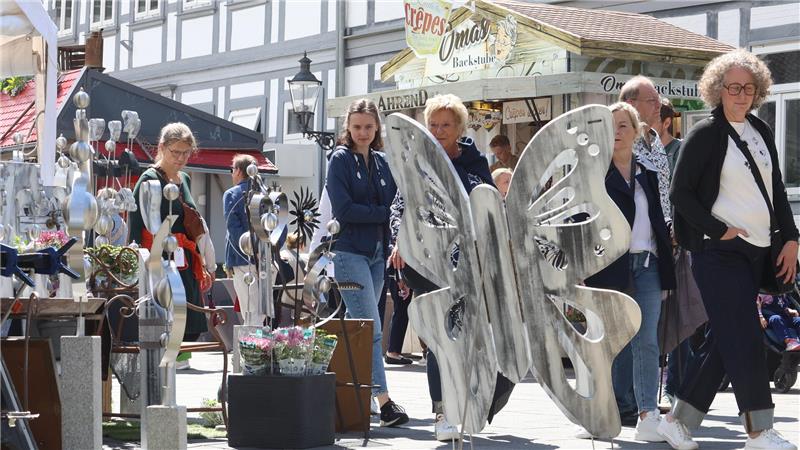 Beim Kunsthandwerkermarkt ist für jeden Geschmack etwas dabei.