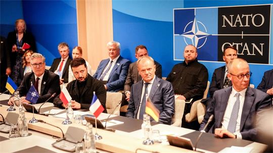 Beim Nato-Gipfel im vergangenen Jahr bekam der ukrainische Präsident Wolodymyr Selenskyj nur nationale Unterstützungszusagen - aber keine des Bündnisses. Das soll in Ankara nun anders werden. (Archivbild)