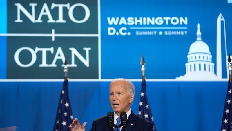 Beim Nato-Gipfel zeichnet Biden ein Drohszenario mit Blick auf eine mögliche Rückkehr Trumps ins Weiße Haus.