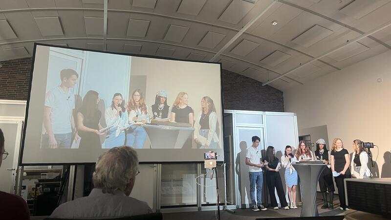 Beim Schüler-Zukunfts-Gipfel haben die Schüler das Sagen und moderieren durch die Programmpunkte.
