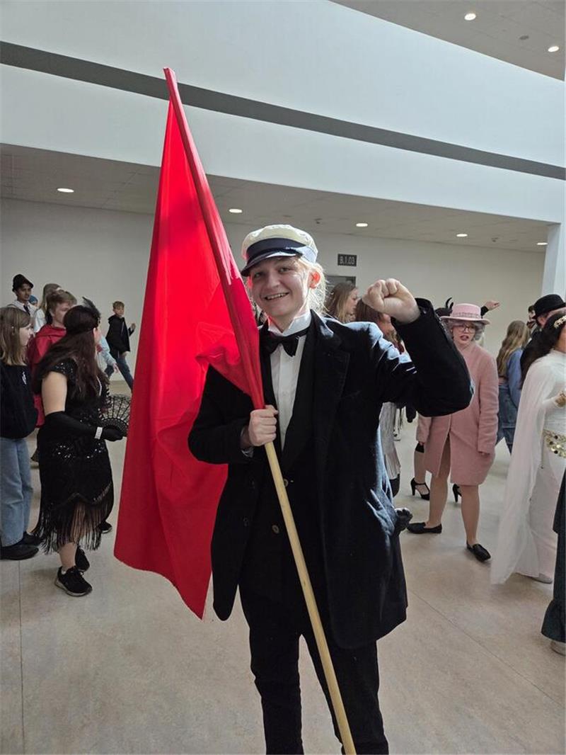 Beim Thema Zeitreise finden sich viele kreative Ideen quer durch die verschieden...