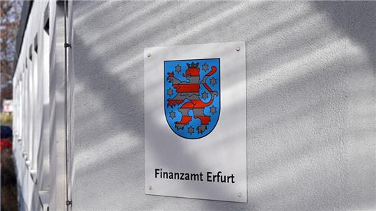 Beim Verdacht auf Fake-Steuerbescheide sollten Steuerpflichtige ihr Finanzamt um Überprüfung bitten. (Symbolbild)