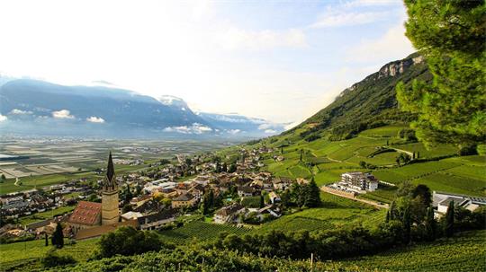 Beim Wandern in Südtirol ist ein 66 Jahre alter Deutscher tödlich verunglückt. (Archivbild)