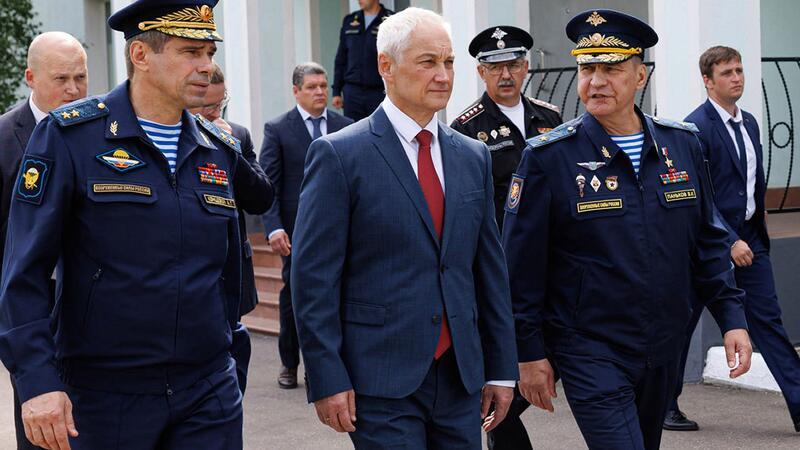 Ukraine richtet in Russland erstmals Militärkommandantur ein Beloussow übernimmt nun persönliche die Kontrolle über den Abwehrkampf gegen die ukrainischen Truppen im Grenzgebiet. (Archivbild)