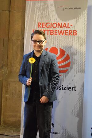 Elf Nachwuchstalente messen sich auf Landesebene Benedek Balajti erspielt sich einen ersten Preis mit Perkussion.