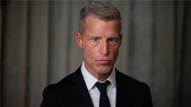 Von Promi-Autobiografien bis Krimis: Neue Bücher im Frühjahr Benjamin von Stuckrad-Barre hat wieder über Udo Lindenberg sinniert. (Archivbild)