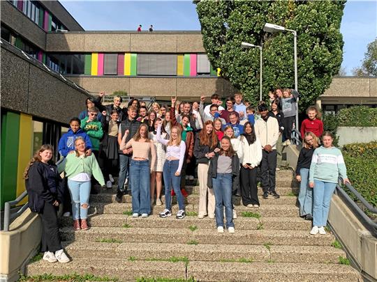 Bereit zum Einsatz an ihren Schulen: die neuen Teen-Scouts nach der Ausbildung in Seesen.  Foto: Polizei Goslar