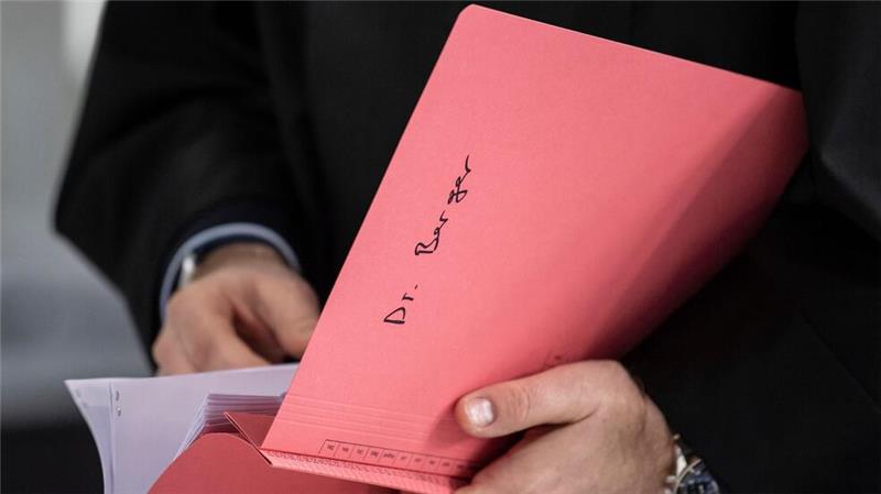 Hanno Berger auch in Wiesbaden rechtskräftig verurteilt Berger gilt als Wegbereiter für die Cum-Ex-Aktiendeals in Deutschland, mit denen der Staat um Milliarden Euro geprellt wurde (Archivbild).