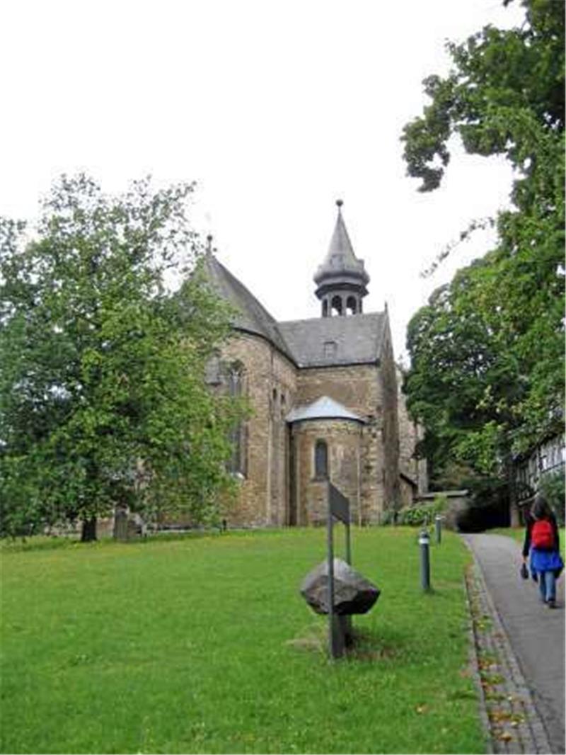 Berliner Geld für die Frankenberger Kirche: Für die Dachsanierung ist die Förderung mit bis zu 250.000 Euro jetzt erneut angekündigt.  Foto: GZ-Archiv