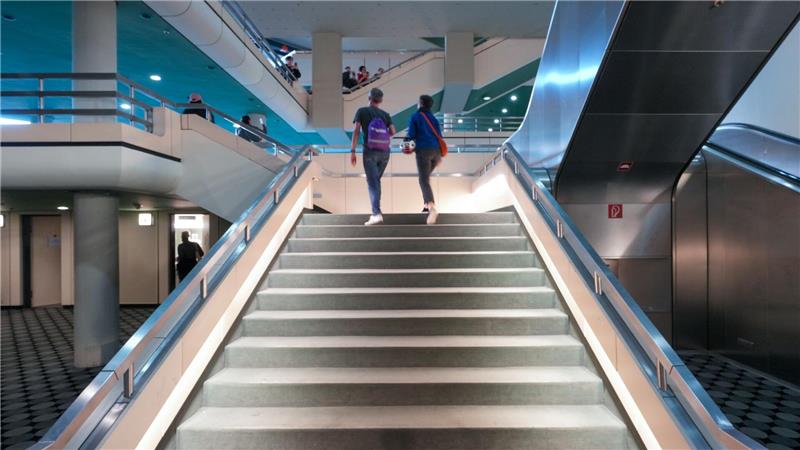 Das Raumschiff im Westen Berlins - was wird aus dem ICC? Besucher haben nur selten die Gelegenheit, das ehemalige Kongresszentrum ICC von innen zu sehen. (Archivbild)