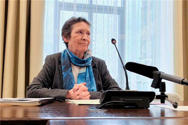 Rechnungshof stellt Sonderbericht zur finanziellen Lage vor Bettina Sokol, Präsidentin des Rechnungshofs der Freien Hansestadt Bremen.