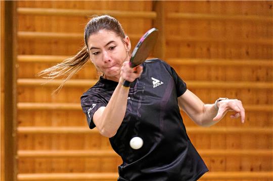 Bettingerodes Maraike Gräbner trumpft beim Doppelspieltag groß auf und gewinnt gegen Evessen und Hattorf fünf ihrer sechs Einzelbegegnungen. Foto: Drechsler