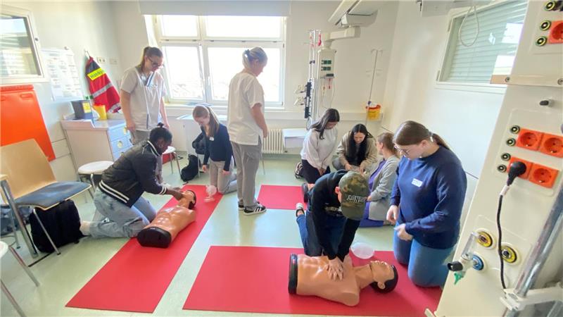 Von OP-Saal bis zur Reanimation Von OP-Saal bis zur Reanimation