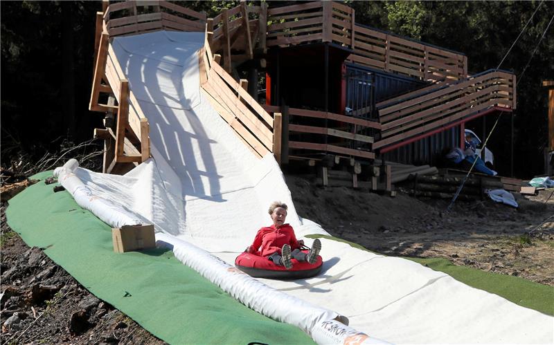 "Wir wollen weg vom Winter": Rodeln auf dem Bocksberg bald auch im Hochsommer
