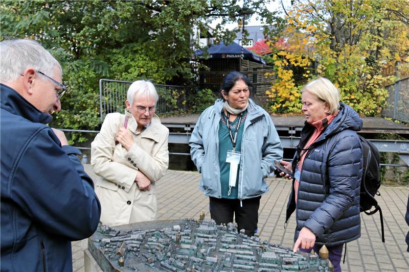 Inspektorinnen nehmen Geopark-Stationen unter der Lupe Inspektorinnen nehmen Geopark-Stationen unter der Lupe
