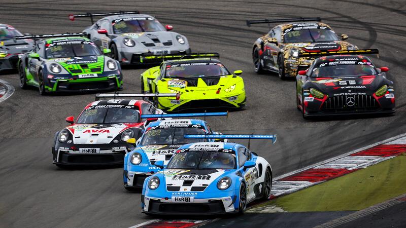 Arne Hoffmeister siegt auf der Nordschleife Arne Hoffmeister siegt auf der Nordschleife