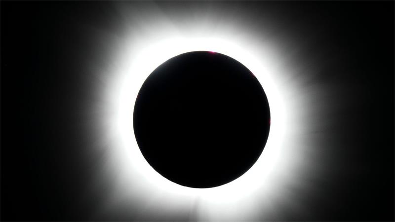 Bild von einer totalen Sonnenfinsternis, aufgenommen 2024 in Texas.