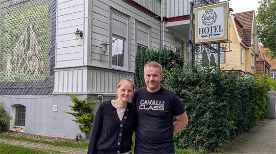 Birgit Allrich und Jan Tacke erfüllen sich ihren Traum und betreiben jetzt das Hotel „Flora“.
